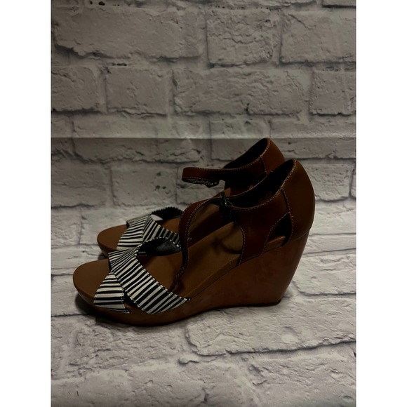 Black and White Zebra Wedge Sandals - Picture 2 of 3